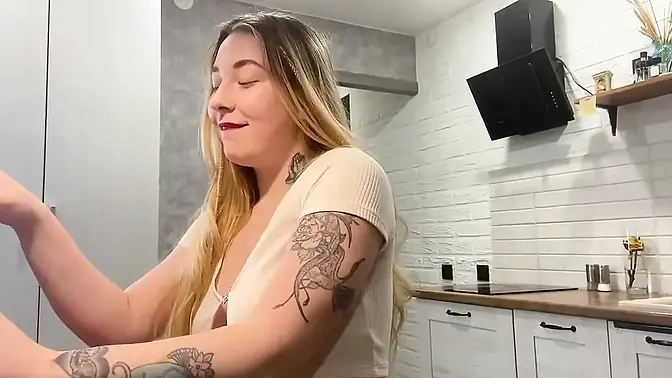 Wet & Wild Strip Tease - College Cravings