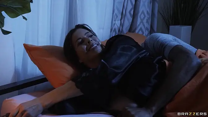 What Hubby Doesn′t Know Alexis Fawx Brazzers