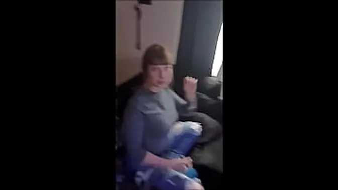 White goth PAWG gets dicked down in all positions