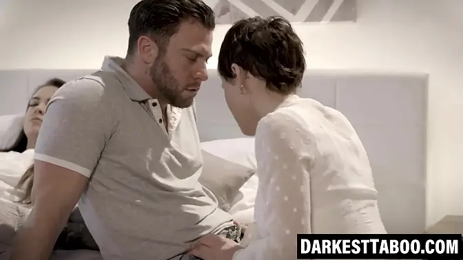 Wild MILF Olive Glass cheats on her hubby with Seth Gamble