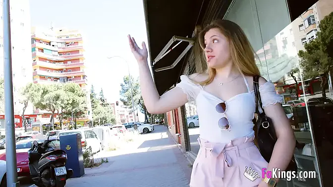 Young 18yo lawyer-to-be deepthroats and rides cock